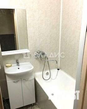 3-к квартира, вторичка, 50м2, 1/5 этаж
