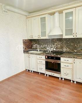 2-к квартира, вторичка, 64м2, 1/10 этаж