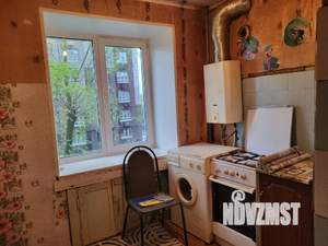 2-к квартира, вторичка, 42м2, 3/5 этаж