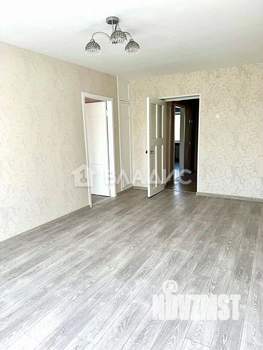 3-к квартира, вторичка, 62м2, 3/5 этаж