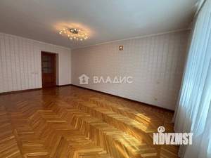 4-к квартира, вторичка, 120м2, 5/10 этаж