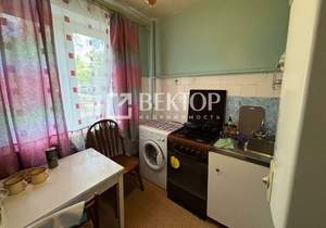 2-к квартира, вторичка, 45м2, 1/5 этаж