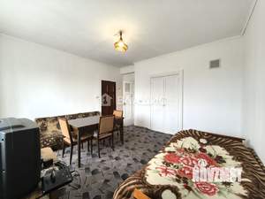 3-к квартира, вторичка, 57м2, 3/5 этаж