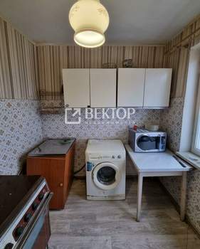 3-к квартира, вторичка, 57м2, 2/5 этаж