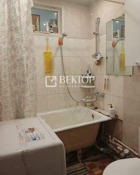 2-к квартира, вторичка, 42м2, 3/5 этаж