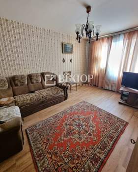 5-к квартира, вторичка, 104м2, 1/9 этаж