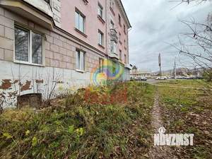 2-к квартира, вторичка, 50м2, 1/4 этаж