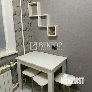 4-к квартира, вторичка, 59м2, 3/5 этаж