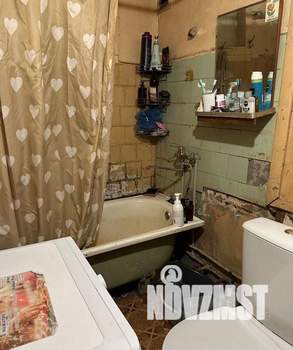 2-к квартира, вторичка, 42м2, 5/5 этаж