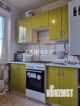 3-к квартира, вторичка, 61м2, 5/5 этаж