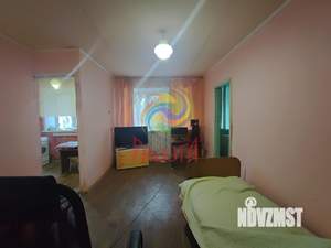 2-к квартира, вторичка, 42м2, 1/4 этаж