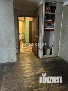 4-к квартира, вторичка, 61м2, 3/5 этаж