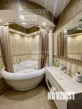 4-к квартира, вторичка, 121м2, 9/9 этаж