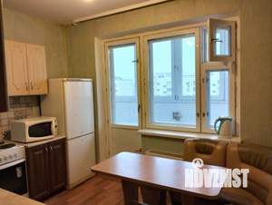 2-к квартира, вторичка, 61м2, 10/17 этаж