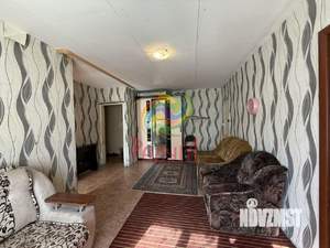 2-к квартира, вторичка, 42м2, 1/4 этаж