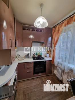 2-к квартира, вторичка, 38м2, 1/5 этаж