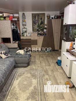 3-к квартира, вторичка, 54м2, 1/4 этаж