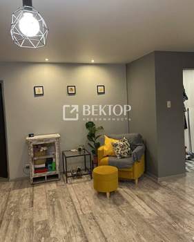 2-к квартира, вторичка, 55м2, 1/5 этаж