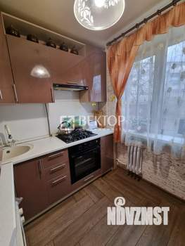 2-к квартира, вторичка, 38м2, 1/5 этаж