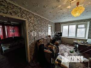 4-к квартира, вторичка, 61м2, 4/5 этаж