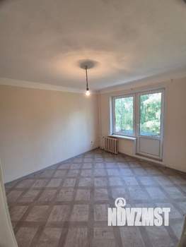 2-к квартира, вторичка, 42м2, 4/5 этаж