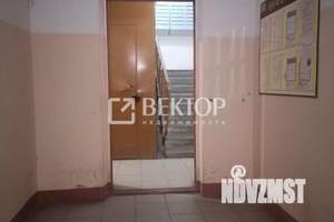 2-к квартира, вторичка, 54м2, 1/9 этаж