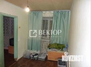 2-к квартира, вторичка, 42м2, 1/4 этаж