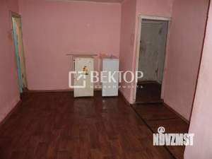 2-к квартира, вторичка, 42м2, 1/4 этаж