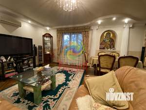 5-к квартира, вторичка, 175м2, 1/4 этаж