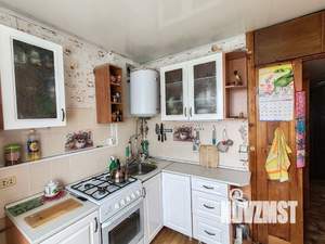 2-к квартира, вторичка, 46м2, 3/5 этаж
