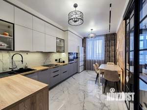 3-к квартира, вторичка, 110м2, 9/14 этаж