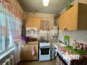 3-к квартира, вторичка, 61м2, 1/5 этаж