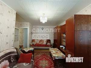 2-к квартира, вторичка, 44м2, 1/4 этаж