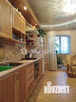 2-к квартира, вторичка, 78м2, 2/4 этаж