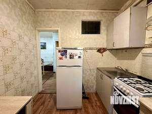 2-к квартира, вторичка, 44м2, 1/4 этаж