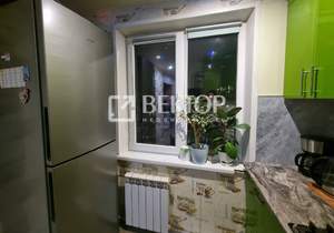 4-к квартира, вторичка, 58м2, 5/5 этаж