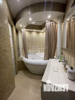 4-к квартира, вторичка, 121м2, 9/9 этаж