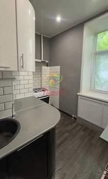 2-к квартира, вторичка, 52м2, 2/2 этаж