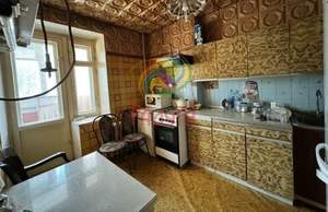 4-к квартира, вторичка, 74м2, 1/9 этаж