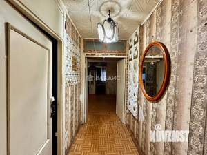 4-к квартира, вторичка, 60м2, 1/5 этаж