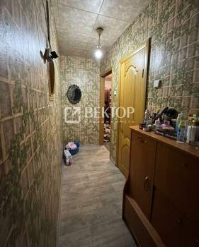 2-к квартира, вторичка, 44м2, 1/5 этаж