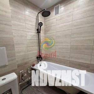 2-к квартира, вторичка, 42м2, 3/5 этаж