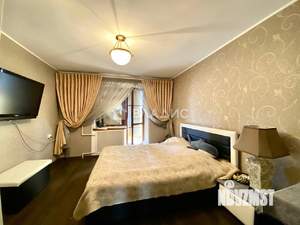 3-к квартира, вторичка, 102м2, 8/10 этаж